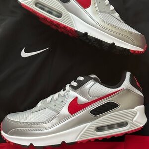 ❤️ NEW* Size 11 - Nike Air Max 90 Icons - Silver Bullet ❤️